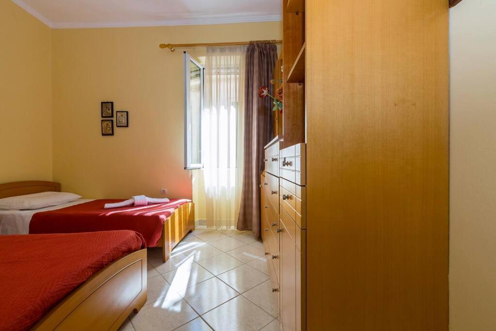Ria'S Apartment In Corfu Town Екстер'єр фото